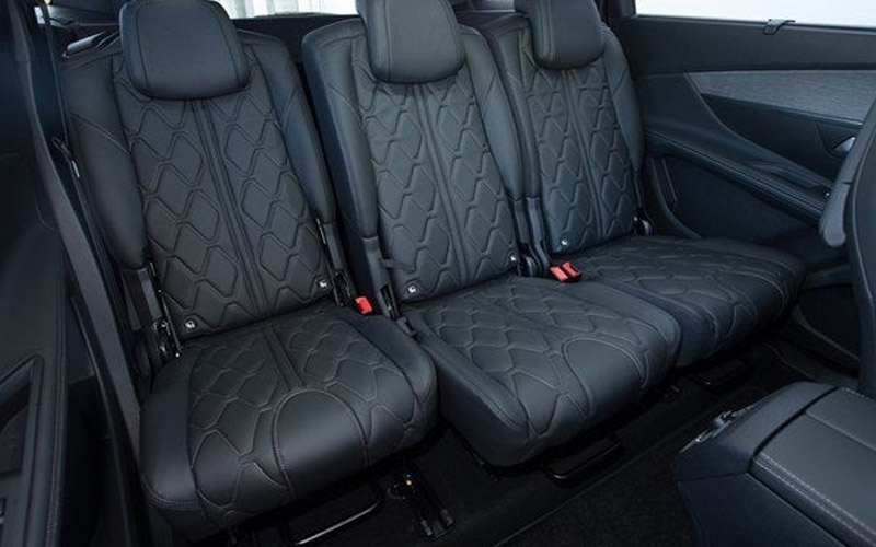 Peugeot 5008 2022 interior seats