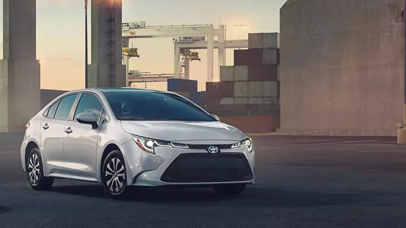 Toyota Corolla Sedan LE 2022 Exterior Front View