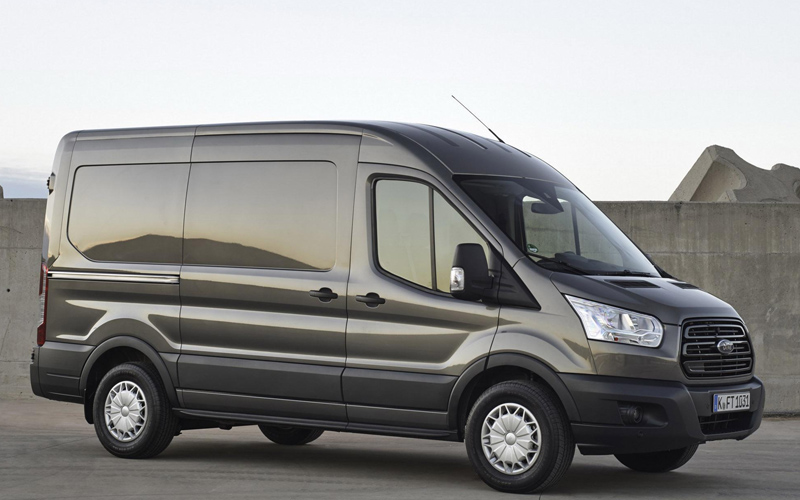 Ford Transit 350 Cutaway 2022 exterior side