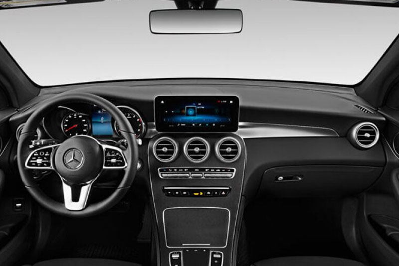 Mercedes GLC 300 SUV 2022 Dashboard Interior