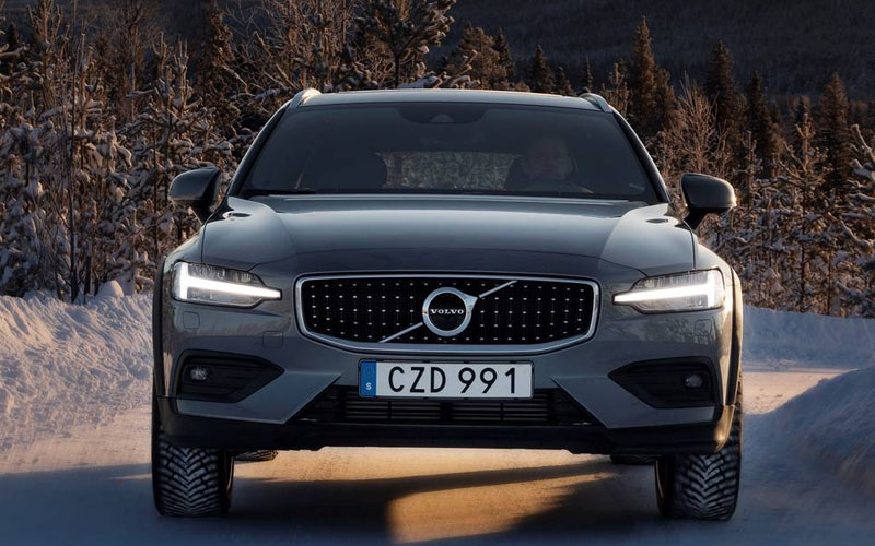 Volvo V60 T5 Cross Country 2022 exterior front