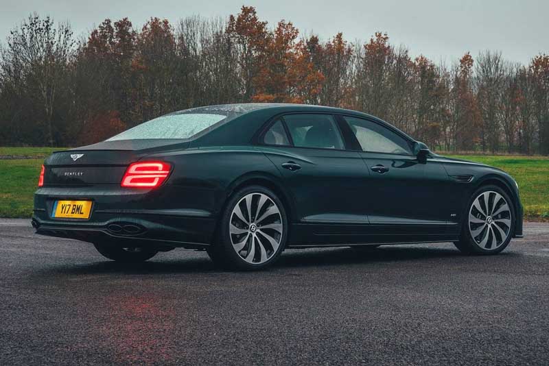 Bentley Flying Spur Mulliner 2022 Back View