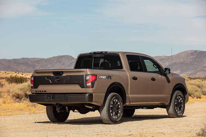 Nissan Titan XD S 2022 Back View