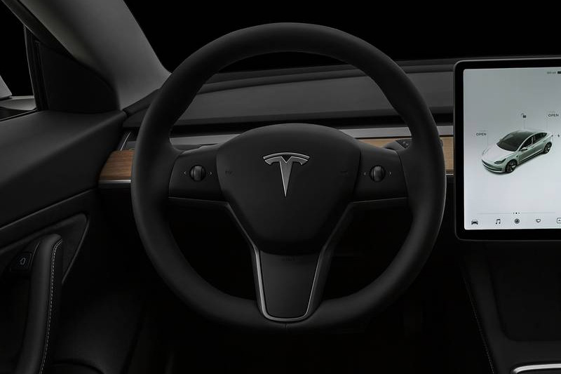 Tesla Model 3 Long Range 2022 Steering Interior