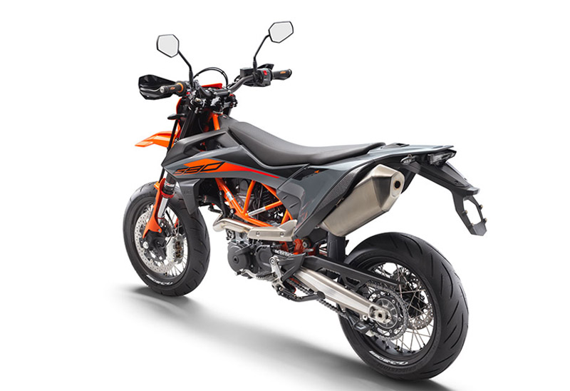 KTM 690 SMC R 2022 Back View